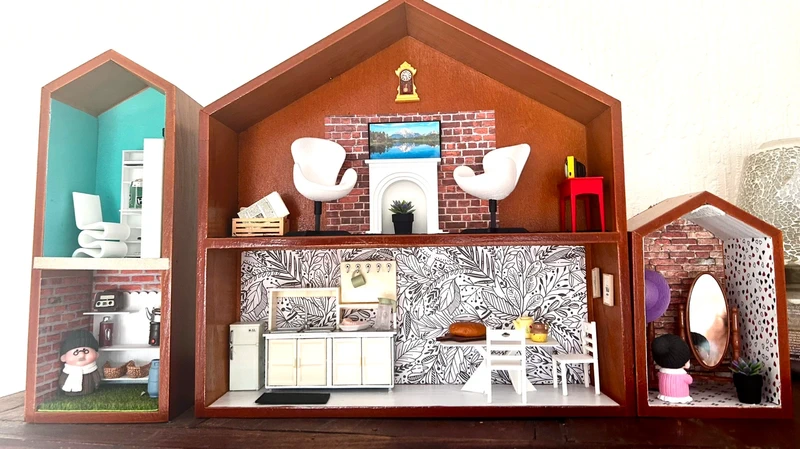 2 storey mini room setting
