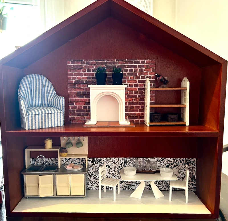 2 storey mini room setting — photo 4