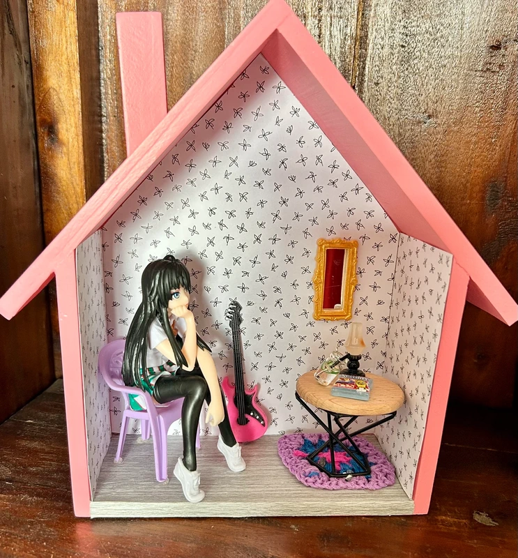 Scene on a shelf — photo 2
