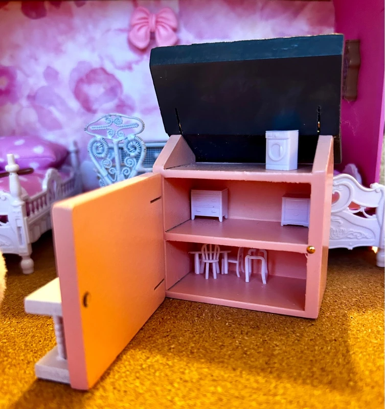 Suitcase Fairy Bedroom Scene — photo 4