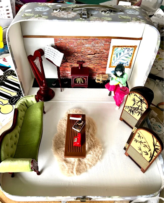 Traditional Oriental Style Music Room Scene in a Suitcase for Anime Doll or Maileg Mouse — photo 4