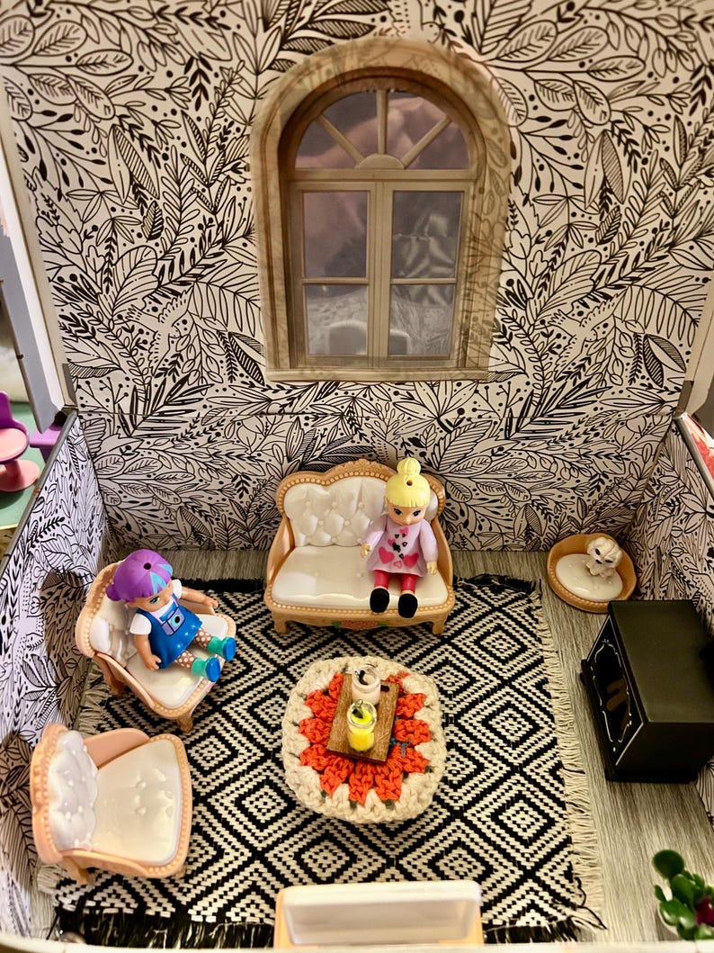 Travel Suitcase Dollhouse — photo 6